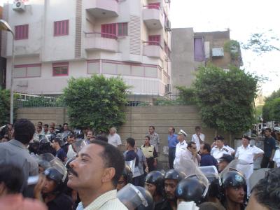 ابن الوسخة حرامى الكاميرا