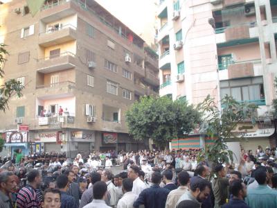 الناس نزلت الشارع