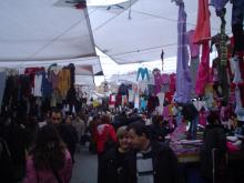 سوق الثلاث في كاديكوي بالجانب الآسيوي