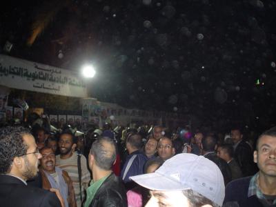 تجمهر أثناء فرز الأصوات